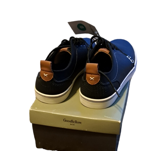 COPY - Good Fellow mens sneakers size 8 black. - Picture 3 of 3